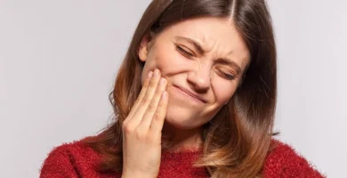 ¿Cómo puede un irrigador ayudarte con las encías retraidas?